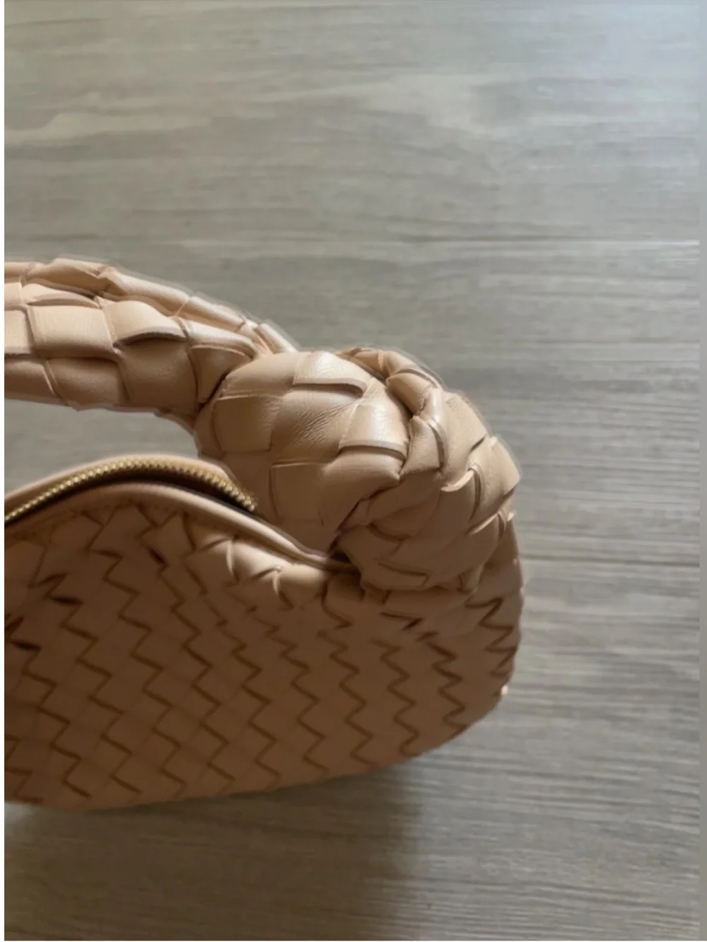N/A elegant woven